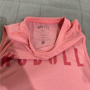 NOBULL MUSCLE TANK CORAL PINK XS
